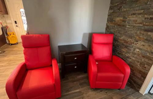 Lux Private Home - Pool, Billiards, 8 Smart TVs, Board Games, Cotton Bedding - The Stone Sanctuary at McCullough Hills Trailhead - Foto 19