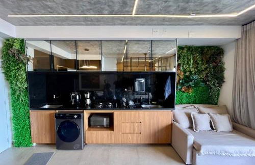 Lindo flat em prédio luxuoso - Excelente localização - Foto 18