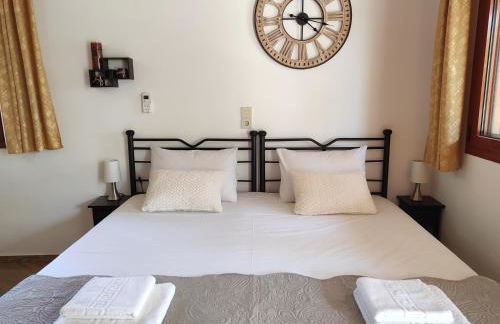 Georges Houses Mani - Foto 17