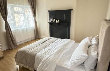 Ealing ,South Ealing, ,Richmond park ,Heathrow airport,Gunnesbury park,London - Foto 10