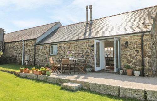 Back Of Beyond - Photo 22