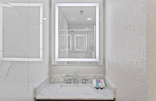 Apartamento Moderno 2 Quartos The Enclave - Foto 25