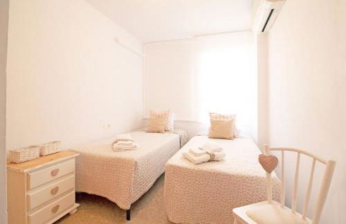 Global Properties, Practico apartamento con piscina en Residencial Brezo Canet - Foto 5