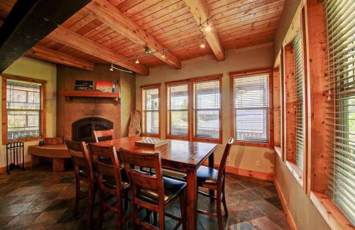 Lakefront property w/boat lift - Foto 17