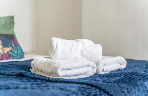 Contractor Stay - Newport Sleeps 5 with Wi-Fi - Foto 23