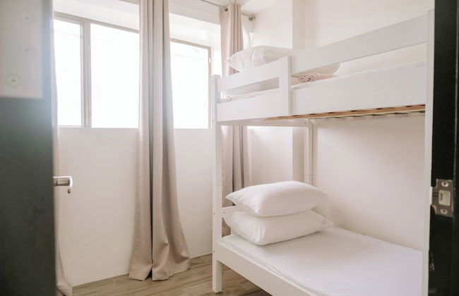 Spacious & Bright Family Escape - Photo 2