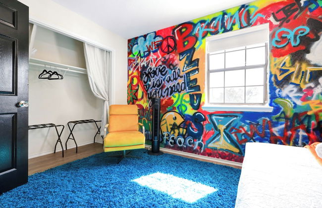 Graffiti and Glam Wonderland - Foto 4