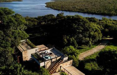 Refúgio na Lapinha com dois chalés, ideais para casal, família ou pequeno grupo de amigos, com acesso privativo à lagoa, caiaques e quadra de beach tennis - Foto 4