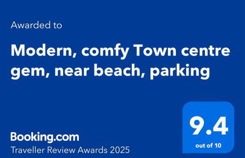 Modern, comfy Town centre gem, near beach, parking - Foto 46