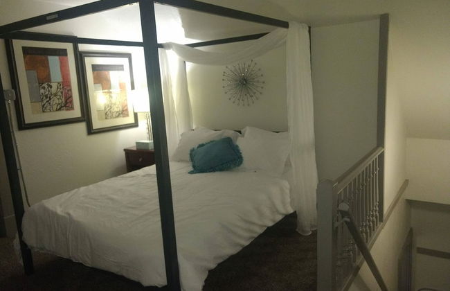 Beautiful Downtown Indy Guest Homes - Foto 23