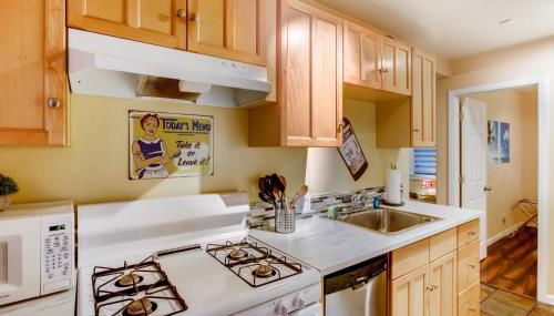 Casa California - Backyard, BBQ, Firepit & Near Beaches - Foto 5