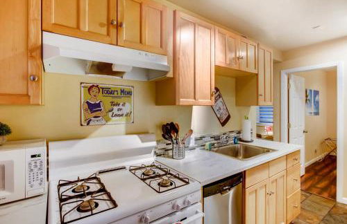 Casa California - Backyard, BBQ, Firepit & Near Beaches - Foto 5