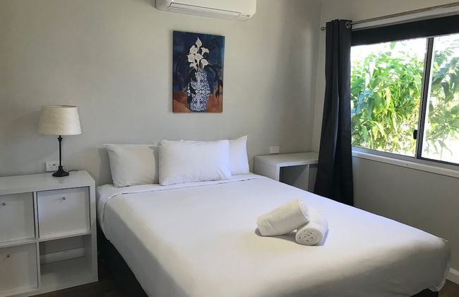 Bush Village Holiday Cabins - Photo 18