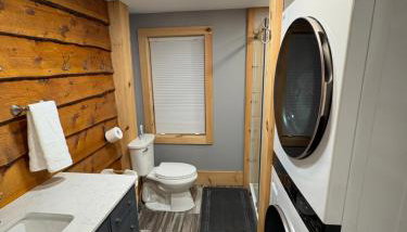 The Treehouse at 11 Gables - Center of Ludlow Village near Shopping and Restaurants - Foto 2