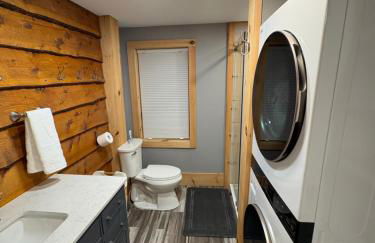 The Treehouse at 11 Gables - Center of Ludlow Village near Shopping and Restaurants - Foto 2