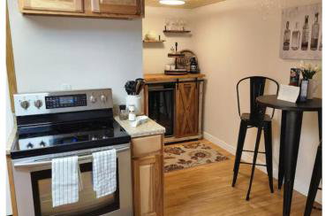 Chic Country Home in the Woods with Hot Tub - Foto 8