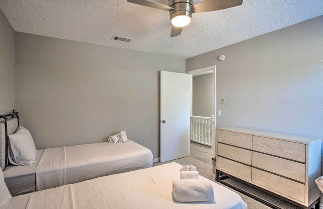 11 Mi to Holiday at Arboretum! Home with Hot Tub - Foto 5