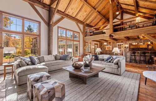 Modern Lux Cabin w Mtn Views and Fire Pit - Foto 11