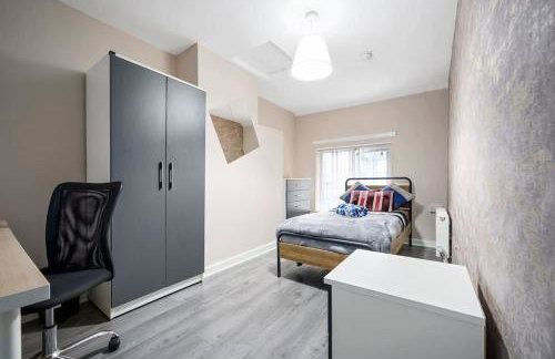 Private retreat For 3 Near City Centre - Photo 19