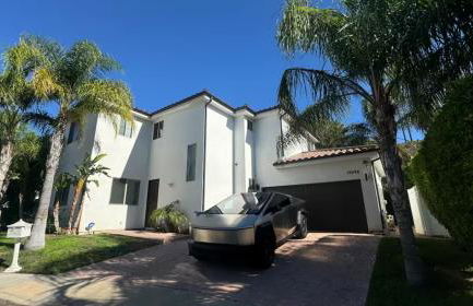 LA Dream Gem - Beautiful Home with Spa - Foto 1