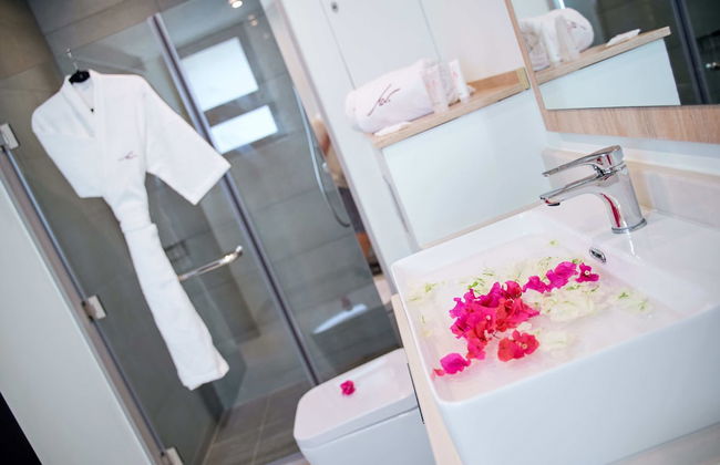 Ocean Legends Beachfront Suites - Foto 28