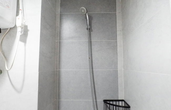 Compact And Stylish Studio Apartment At Taman Melati Surabaya - Foto 10