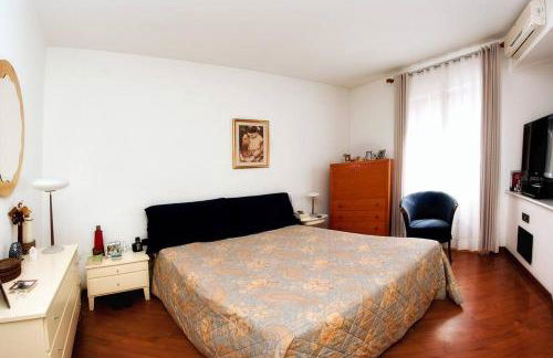 Villa Regina Home - 120sqm, 3 bedrooms, 1 free parking spot - Photo 13