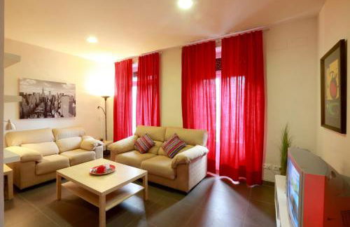 Reino de Valencia Apartments - Photo 8