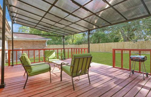 Updated 5BR Baytown Home | Sleeps 12 |Patio&Grill - Foto 2