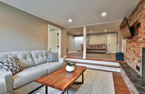 Bear Paw Cabin - 3 Living Areas, Hot Tub & Ping Pong Table - Foto 35