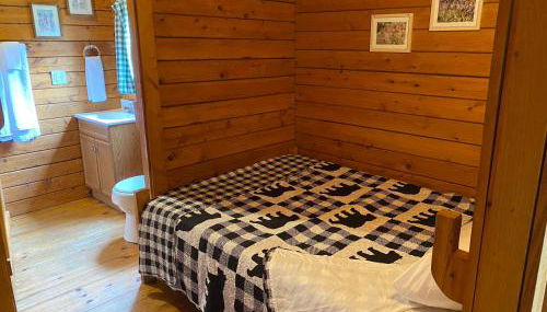 Poolside Rustic Cabin with Amazing Views - Photo 4