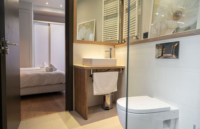 Inspired by EnjoyApartments - Photo 31