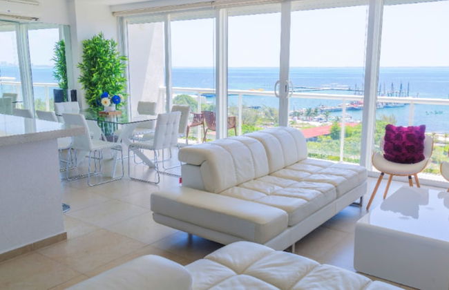 MARINA Beachfront 2 BDR- Amazing Oceanview - Foto 1