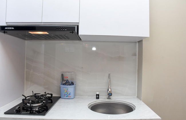 Comfort Studio at LRT City Jatibening Apartment - Photo 8