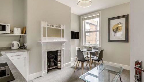 Coastal Apartment 2 Minutes from the Beach & Town Centre - Foto 4