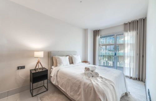 Newly Built 3 BDRM Luxury Apt Close to the Beach - Photo 34