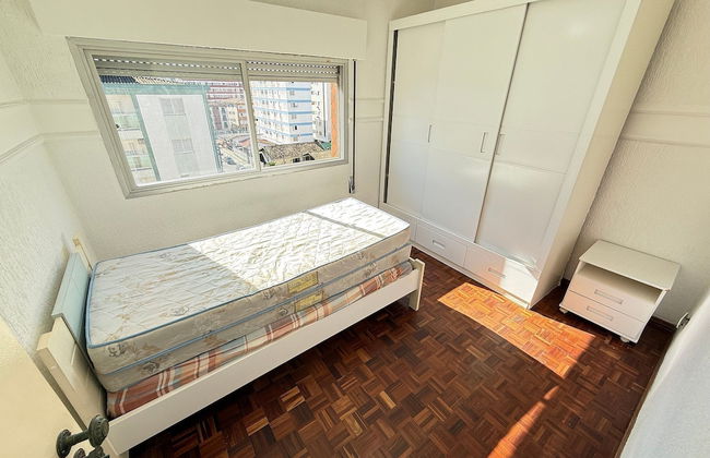 Pé na Areia Praia do Canto do Forte IV - Foto 2