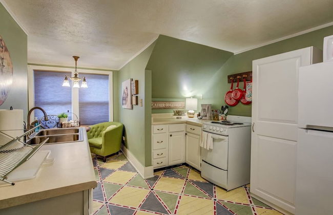 Whimsical Flat Color Unique & Chic Boutique - Foto 8