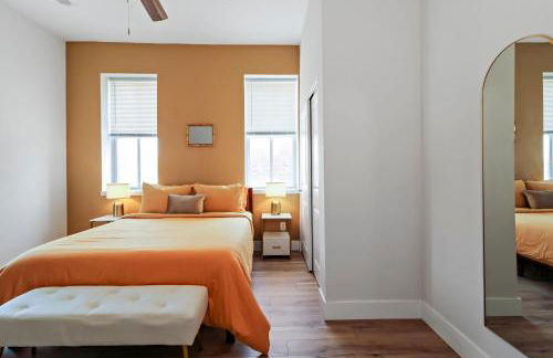 Soulard 4 Bedroom Retreat Near Downtown with Patio and Parking - Foto 13