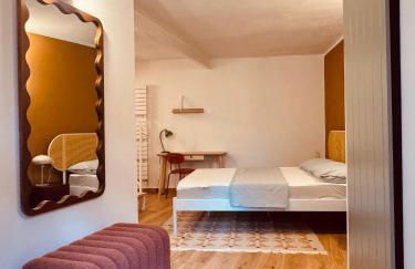 Charming 2BR Condo in Historic Piazza del Ghetto - Foto 2