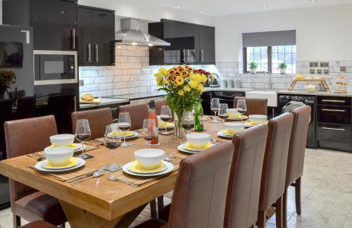 Coombe Wood Coach House - Foto 7