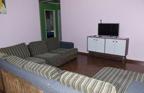 Aconchegante Quarto com Piscina - Foto 4