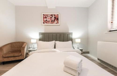 Central 3 Bed Apartment Southampton Perfect for Short & Long Stay Close to Shops - Foto 13