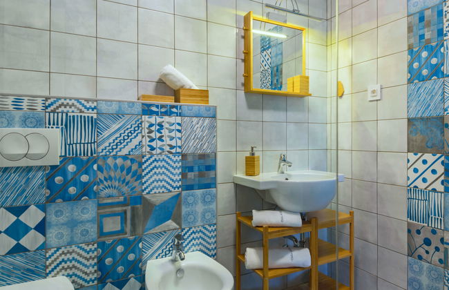 Villa with Swimming Pool, Outdoor Kitchen, Sauna, Hot Tub, Play Area, Sea View - Foto 33