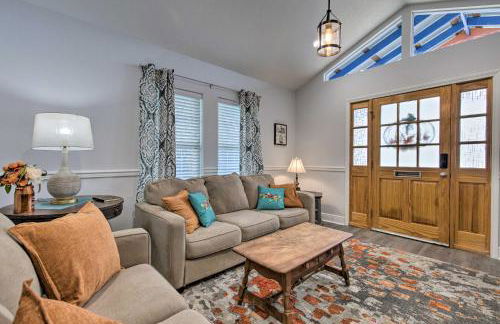 Downtown Ocean Springs Duplex with AandC 1 Mi to Beach - Photo 5