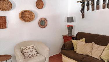 Cá Ficamos - T1 Hortacasa Portugal - Foto 4