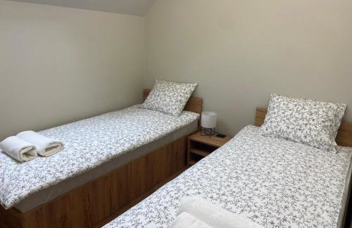 3 JASKÓŁKI - Foto 11