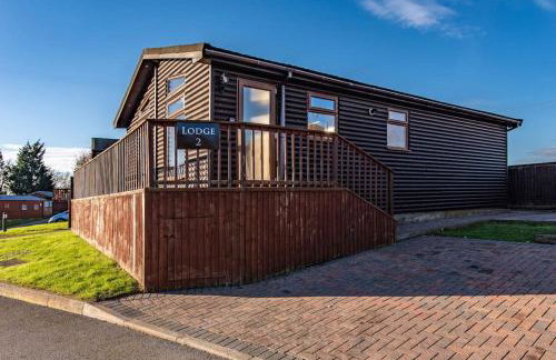 Cosy Countryside Hot Tub Retreat! Fully Central Heated with FREE Parking - Foto 1