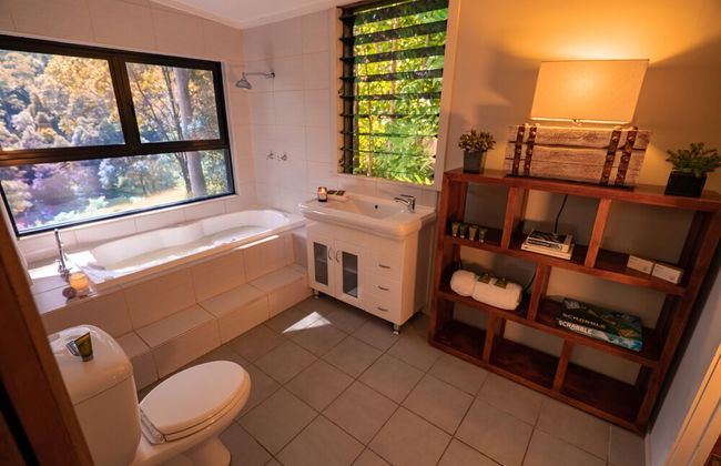 Whispering Valley Cottage Retreat - Photo 39