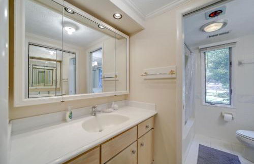 Spacious North Carolina Retreat - Patio and Fire Pit - Foto 14